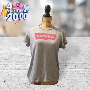 Levi's gray tshirt size M